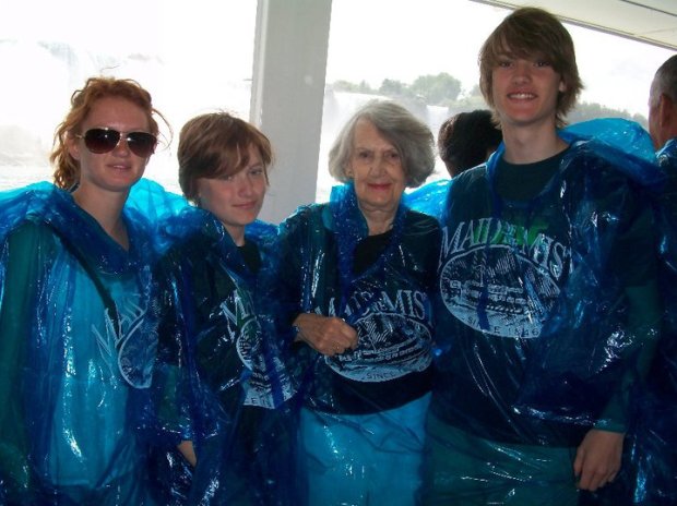 Alice with her grandma and cousins on the Maid of the Mist boat tour