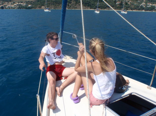 36832_423573783886_1682378_n