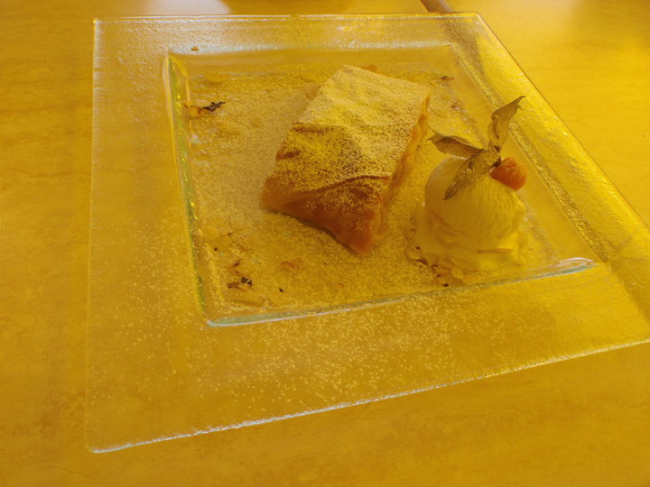 Apple struddel